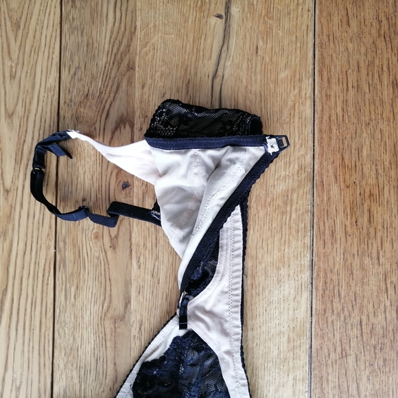 Thyme nursing bra size 36c - Picture 2 of 4